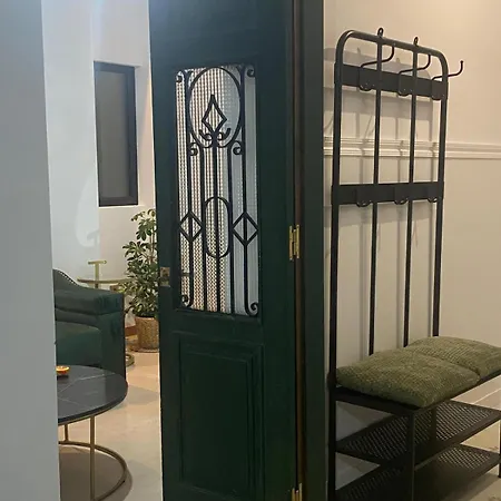 Castro Vut 7712 As * خيخون